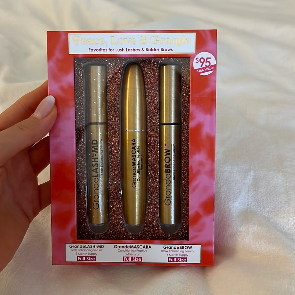Grande mascara
